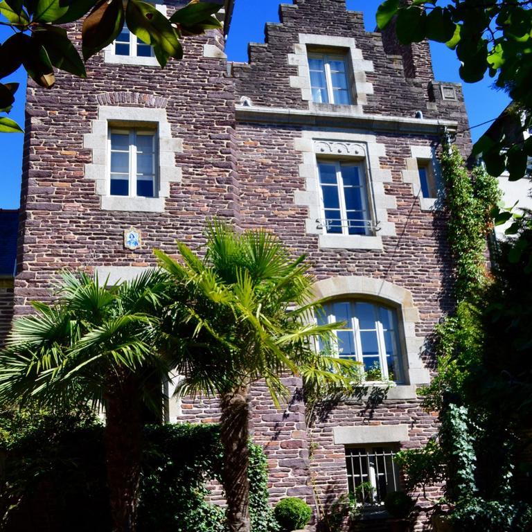 Bed and Breakfast Castel Jolly Ренн Экстерьер фото